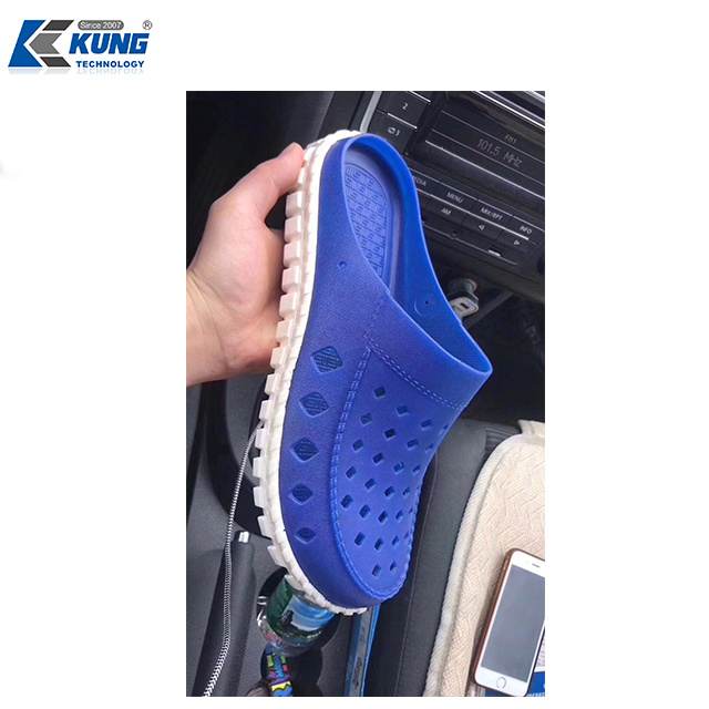 Mesin Pembuat Sol TPR Slipper Praktis, Mesin Injeksi Hembusan Udara PVC Rotary 3